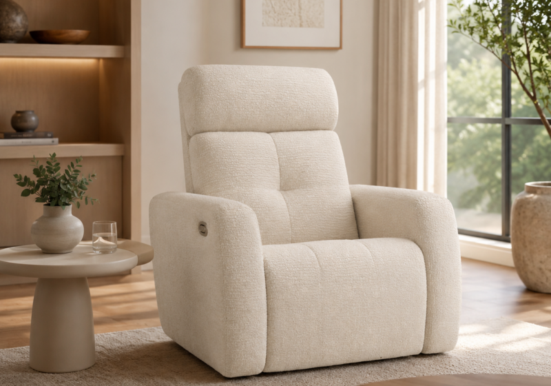 Salon moderne et lumineux avec fauteuil : inspiration salon